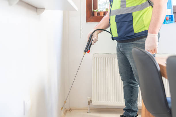 Best Commercial Pest Control Services  in Bagley, MN
